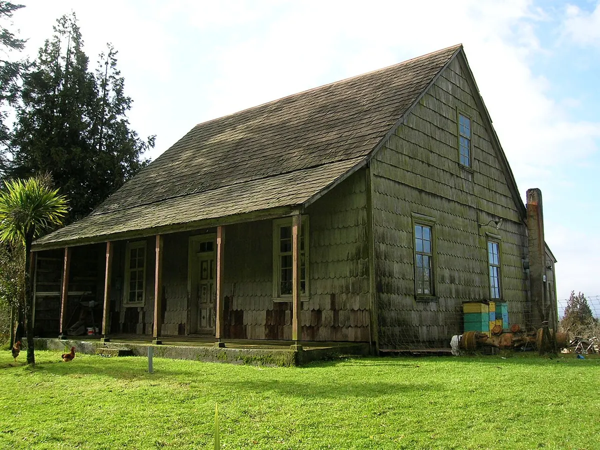 Casa de madera y tejuela en Puerto Varas